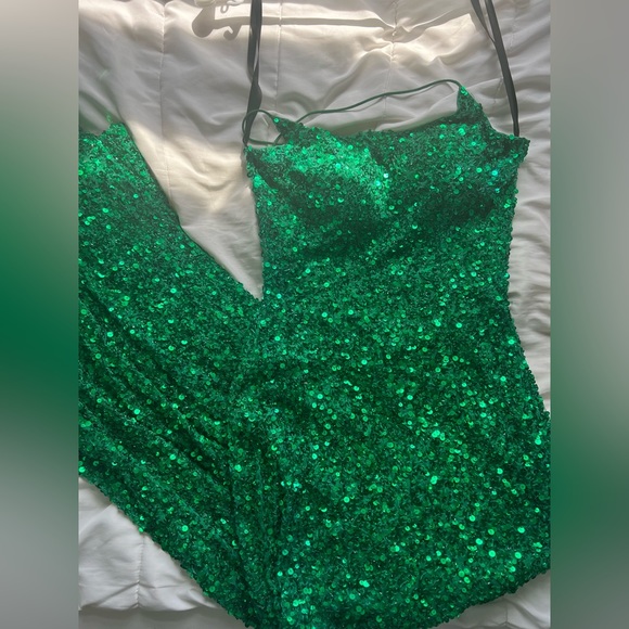 Primavera Couture Prom Dress - Picture 3 of 7